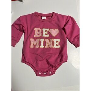 Be Mine Valentines Baby Outfit Size‎ 6-12 Months Hot Pink Embroidered